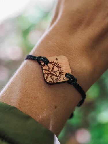 Travl wooden bracelet
