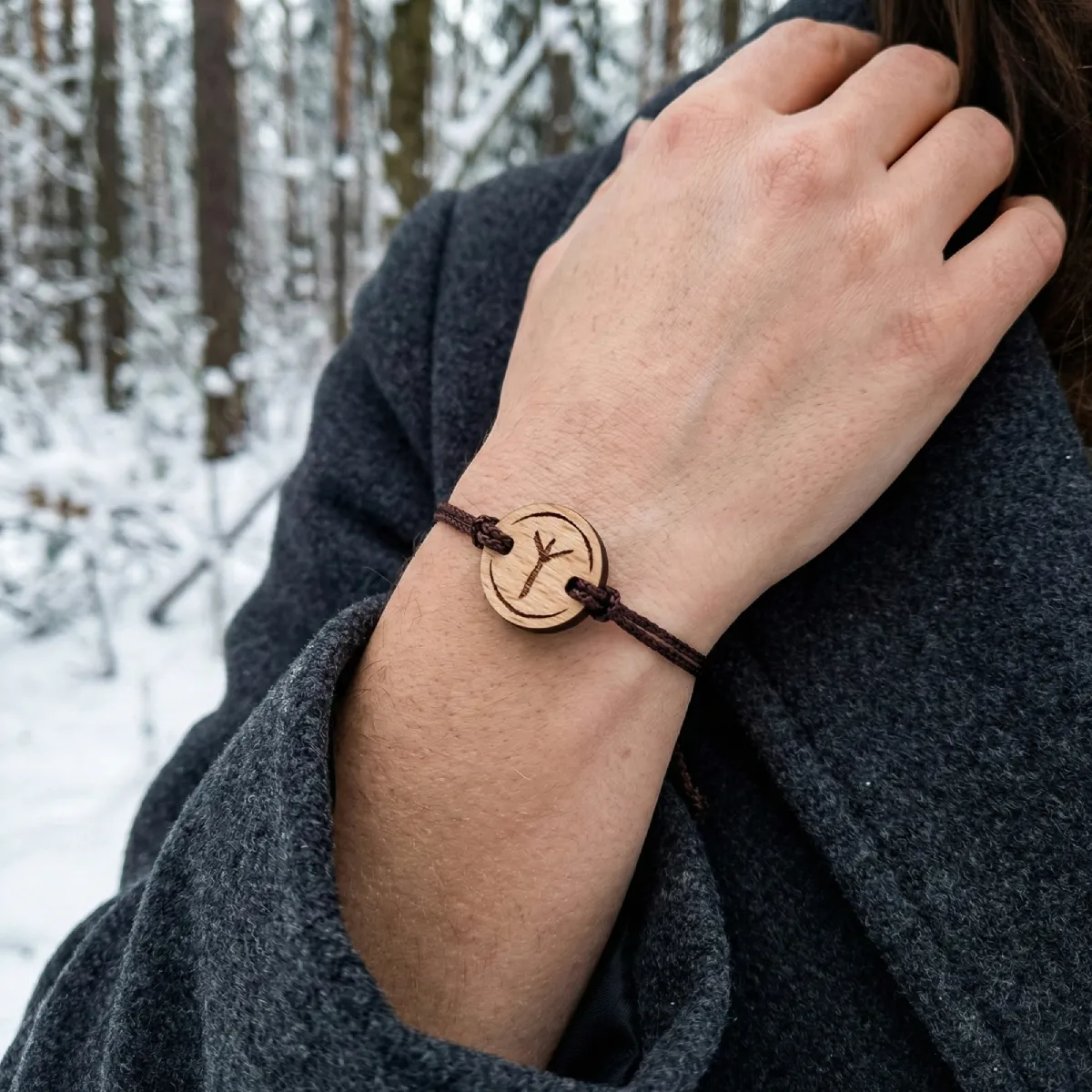 Bracelet en bois Vikings Algiz - Protection et contrôle des émotions