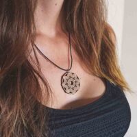 Collana in legno Elaïa