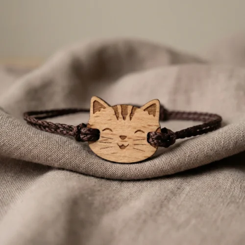 bracelet-en-bois-enfant-tom Bracelet en bois Tom pour enfants