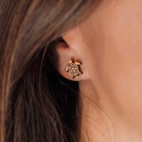 Orecchini a bottone in legno di tartaruga