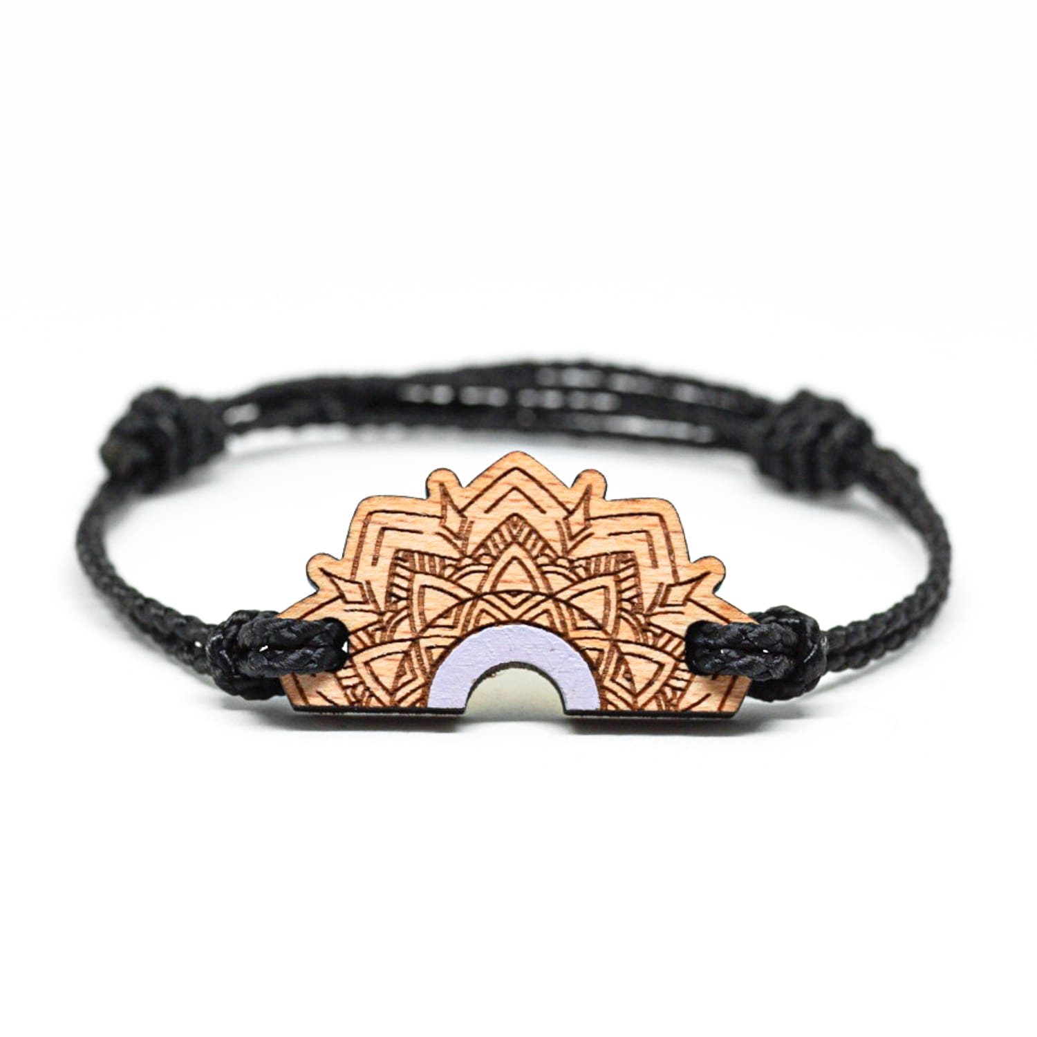 Bracelet en bois mauve pastel inspiré des mandalas