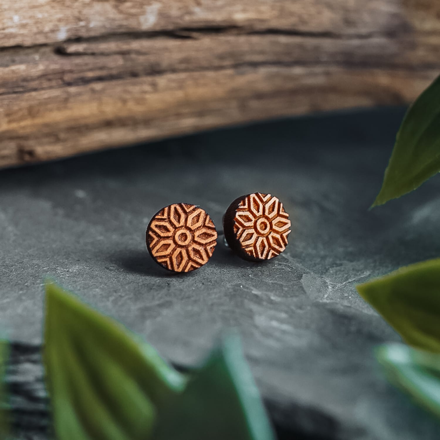 Wooden ear studs inspired by the Dalia flower