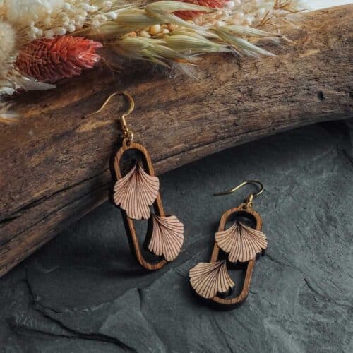 Boucles d'oreilles en bois inspirée de feuilles de ginkgo