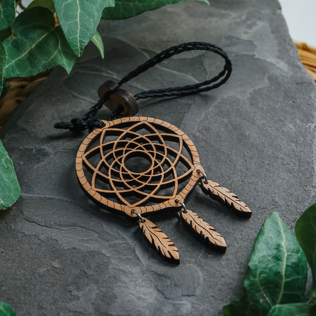 Diffuseur d'huiles essentielles en bois Spirit of the woods - Bijoux en  bois suisse - Wooper