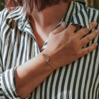 Bracelet en bois Mandalya en bois suisse et chainette acier inoxydable