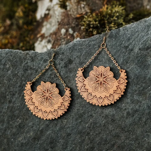 Centaurea wooden earrings with mandala design