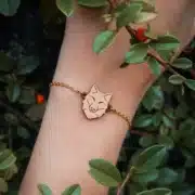 Wolfsarmband aus Holz Holzarmband mit Wolfsmotiv