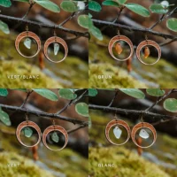 Orecchini a forma di mezzaluna in legno e vetro riciclato