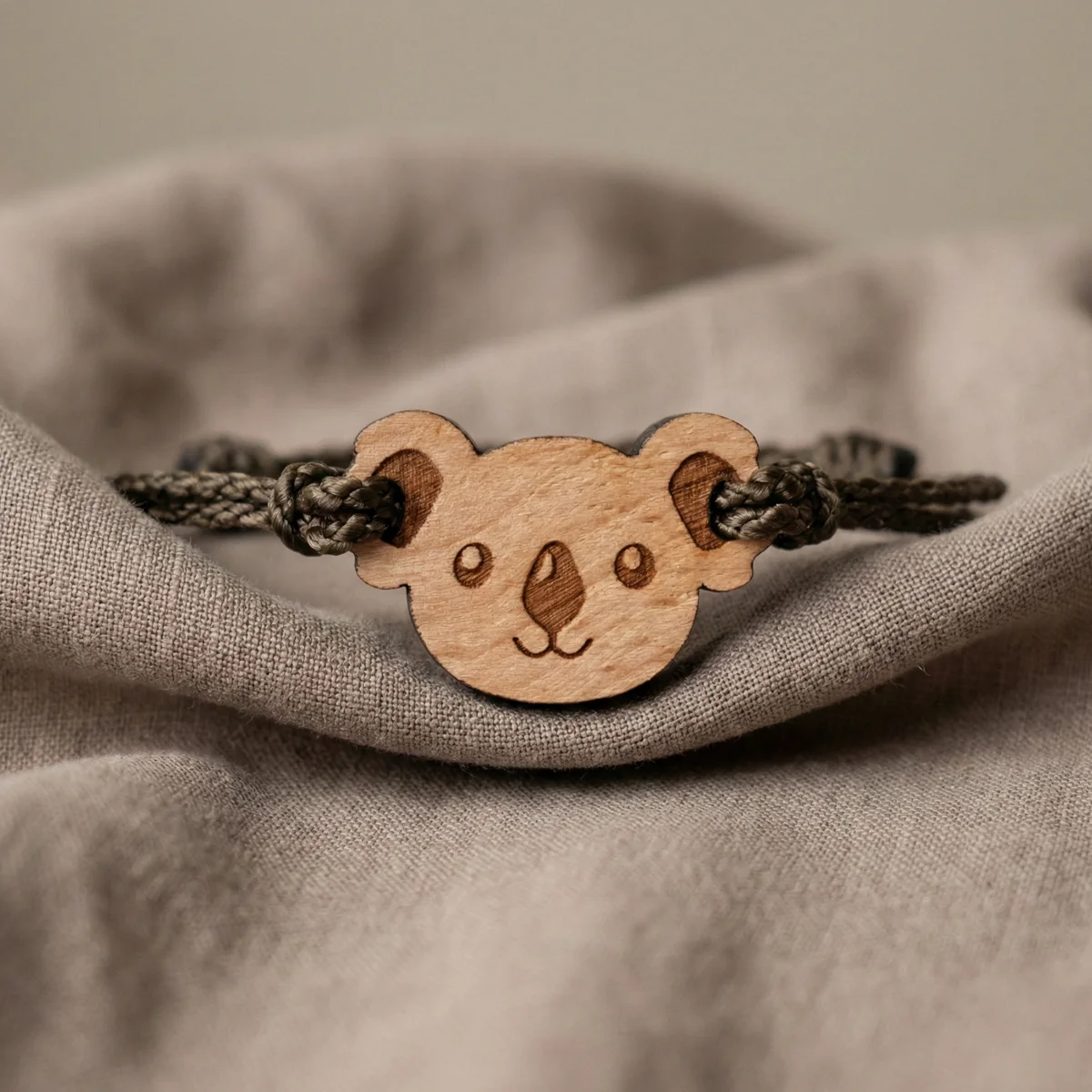 Koly wooden bracelet for children