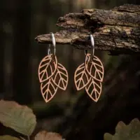 Boucles-oreilles-en-bois-devana-4 Boucles d'oreilles en bois Devana