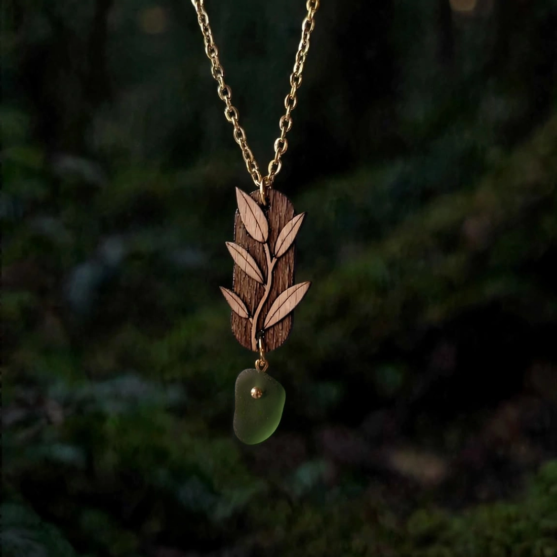 collier-en-bois-eden-kaki-or Collier en bois Eden